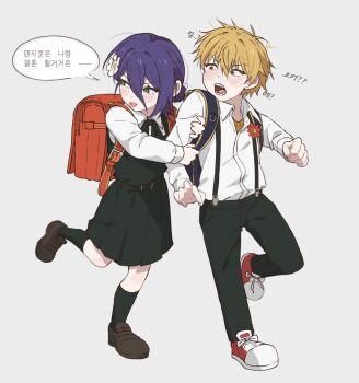 1boy 1girl :p aged_down arm_hug backpack bag bilingual_commentary black_dress black_ribbon black_socks blonde_hair blue_bag blush brown_shoes chainsaw_man commentary_request dalsan110 denji_(chainsaw_man) dress flower full_body gerbera hair_between_eyes hair_flower hair_ornament hetero highres kneehighs korean_text loafers long_hair_between_eyes looking_to_the_side mixed-language_commentary neck_ribbon pinafore_dress purple_hair randoseru red_bag reze_(chainsaw_man) ribbon sharp_teeth shirt shoes sideways_glance simple_background sleeveless sleeveless_dress socks speech_bubble suspender_pants teeth tongue tongue_out v-shaped_eyebrows white_shirt