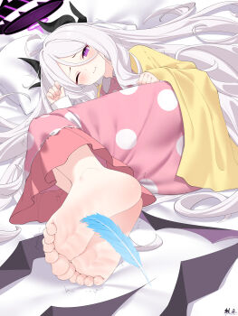 1girl ;t absurdres ahoge barefoot bed bed_sheet bilingual_commentary black_horns blue_archive blue_feathers blush buttons cardigan chinese_commentary closed_mouth collared_pajamas commentary_request curled_fingers demon_girl demon_horns demon_wings feathers feet foot_focus furrowed_brow hair_between_eyes halo highres hina_(blue_archive) hina_(pajamas)_(blue_archive) horns legs_together long_hair long_sleeves looking_at_viewer low_wings lying mixed-language_commentary mo_moon multiple_horns official_alternate_costume on_bed on_side one_eye_closed open_cardigan open_clothes pajamas partial_commentary pillow pink_pajamas pixiv_id polka_dot polka_dot_pajamas pout purple_eyes smile soles solo stifled_laugh tickling tickling_feet toe_scrunch toenails toes trembling very_long_hair wavy_mouth white_hair wings yellow_cardigan