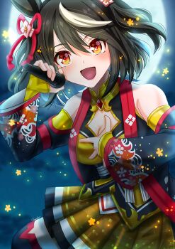 1girl animal_ears bare_shoulders black_hair blush breasts chanchanko_(clothes) cleavage cleavage_cutout clothing_cutout commentary_request dated_commentary detached_sleeves hair_between_eyes highres holding holding_microphone horse_ears horse_girl kitasan_black_(crowning_ooban)_(umamusume) kitasan_black_(umamusume) kouhaku_nawa looking_at_viewer medium_breasts microphone multicolored_hair otono_(bkt4b) partial_commentary red_eyes rope shimenawa short_hair skirt solo streaked_hair umamusume white_hair yellow_skirt