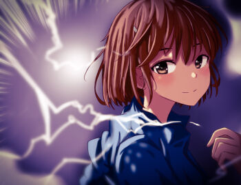 1girl absurdres alternate_costume alternate_hair_length alternate_hairstyle blue_coat brown_eyes brown_hair coat commentary_request electricity electrokinesis from_side highres light_blush looking_at_viewer misaka_mikoto partial_commentary purple_background short_hair smile solo tneh toaru_kagaku_no_railgun toaru_majutsu_no_index