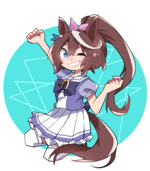 1girl animal_ears arm_up beer_hsk black_bow blue_background blue_eyes border bow brown_hair clenched_hands grin hair_between_eyes hair_ribbon hand_up high_ponytail horse_ears horse_girl horse_tail looking_at_viewer multicolored_hair pink_ribbon pleated_skirt ponytail puffy_short_sleeves puffy_sleeves purple_shirt ribbon round_border school_uniform shirt short_sleeves skirt smile solo streaked_hair tail thighhighs tokai_teio_(umamusume) tracen_school_uniform umamusume white_hair white_skirt white_thighhighs
