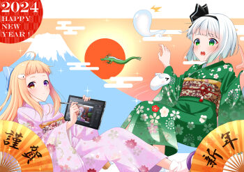 Rule 34 | 2024, 2girls, absurdres, alternate costume, artist self-insert, black hairband, blonde hair, blue bow, blush, bow, commentary request, dragon, drawing tablet, eastern dragon, egasumi, floral print, gradient hair, green eyes, green hair, green kimono, grey hair, hair bow, hairband, happy new year, heterochromia, highres, hitodama, holding, holding drawing tablet, holding stylus, japanese clothes, kimono, komeiji satori, konpaku youmu, konpaku youmu (ghost), long hair, long sleeves, mount fuji, multicolored hair, multiple girls, new year, obi, obiage, obijime, open mouth, original, pink kimono, print kimono, purple eyes, rense 1010 (number nanashi), sash, short hair, socks, stylus, sun, touhou, translation request, white socks, wide sleeves, yellow eyes