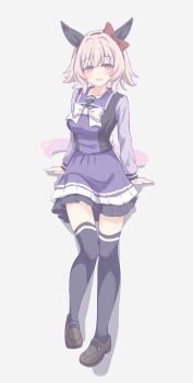 1girl animal_ears black_hairband blue_eyes blush bow bowtie breasts brown_shoes collarbone curren_chan_(umamusume) ear_covers grey_hair hair_bow hair_intakes hairband highres horse_ears horse_girl horse_tail long_sleeves looking_at_viewer medium_breasts open_mouth pleated_skirt purple_sailor_collar purple_shirt purple_skirt purple_thighhighs red_bow sailor_collar school_uniform shirt shirt_tucked_in shoes short_hair simple_background skirt smile solo tail thighhighs tofu_thunder tracen_school_uniform umamusume white_background white_bow white_bowtie zettai_ryouiki