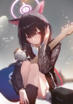 1girl absurdres animal_ears black_hair black_jacket black_socks blue_archive blush cat_ears cat_girl closed_mouth colored_inner_animal_ears colored_inner_hair commentary doodle_sensei_(blue_archive) electric_guitar extra_ears gradient_background grey_background guitar halo hand_on_own_ear highres holding holding_guitar holding_instrument instrument jacket kazusa_(blue_archive) looking_at_viewer multicolored_hair pink_eyes pink_hair pink_halo sensei_(blue_archive) shirt short_hair skirt smile socks solo thighs two-tone_hair white_shirt white_skirt youzidmw