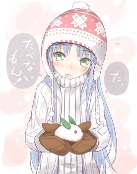 1boy blush brown_mittens commentary_request fang green_eyes grey_hair hat holding index_(toaru_majutsu_no_index) leaf long_hair long_sleeves looking_at_viewer medium_eyebrows mittens monochrome_background open_mouth pink_background shin_(highest1192) sidelocks skin_fang snow solo speech_bubble sweater toaru_majutsu_no_index translation_request upper_body white_sweater