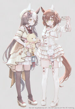 21_(nijuichinichi) 2girls animal_ears aston_machan_(everlasting_candy)_(umamusume) aston_machan_(umamusume) beret bow brown_eyes brown_hair charm_(object) closed_mouth dress fingernails frills green_eyes hair_between_eyes hair_ornament hairclip hairpin hat holding holding_phone holding_stuffed_toy horse_ears horse_girl layered_dress long_hair long_sleeves multicolored_hair multiple_girls nail_polish phone shoes short_hair simple_background smile streaked_hair stuffed_animal stuffed_toy teddy_bear thighhighs umamusume white_dress white_hat white_shoes white_thighhighs yamanin_zephyr_(sugary_wind)_(umamusume) yamanin_zephyr_(umamusume)