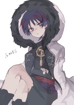 1boy armor bags_under_eyes black_hair black_shirt black_shorts blunt_ends closed_mouth coat coat_on_shoulders crossed_arms crossed_legs eyeliner eyeshadow fatui_coat frown fur-trimmed_coat fur-trimmed_hood fur_trim genshin_impact gold grey_eyes hand_on_own_arm highres hood hood_up hooded_coat japanese_armor kote kurokote lapels looking_at_viewer makeup male_focus mitsudomoe_(shape) multicolored_hair open_clothes open_coat purple_sash red_eyeliner red_eyeshadow red_hair red_sash sash scaramouche_(genshin_impact) shirt shorts sitting solo streaked_hair tomoe_(symbol) translation_request uneven_eyes white_background white_coat white_hood zattasyanko