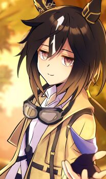 1girl absurdres animal_ears black_gloves black_hair brown_eyes brown_hair closed_mouth coat commentary_request ear_covers fingerless_gloves gloves goggles goggles_around_neck hair_between_eyes highres horse_ears horse_girl knife knife_sheath long_hair looking_at_viewer multicolored_hair reaching reaching_towards_viewer ruko_(stella60lucko) sheath shirt smile solo stay_gold_(sunlit_outsider)_(umamusume) stay_gold_(umamusume) umamusume upper_body white_hair white_shirt yellow_coat