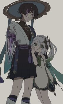 1boy 1girl amputee aqua_gemstone armlet belt black_belt black_bodysuit black_bow black_hair black_leggings black_shorts bleeding blood blood_from_forehead blood_on_face blue_cape blue_hat blue_kimono blue_sleeves blunt_ends bodysuit bow burnt_clothes cable cape choppy_bangs colored_tips cross-shaped_pupils cuts detached_sleeves dress empty_eyes eyelashes fingernails furisode gem genshin_impact gold gold_trim green_cape green_eyes green_hair green_pupils green_sleeves grey_background hair_between_eyes hair_intakes hakama hakama_shorts hand_on_another&#039;s_back hand_on_another&#039;s_stomach hat height_difference highres injury japanese_clothes jewelry jingasa juban kimono layered_sleeves leg_warmers leggings long_hair mechanical_arms multicolored_hair nahida_(genshin_impact) no6_gnsn open_clothes open_kimono open_mouth parted_lips pleated_shorts purple_blood purple_electricity purple_eyes purple_rope purple_sash rope sash scaramouche_(genshin_impact) severed_arm severed_limb short_sleeves shorts side-by-side side_ponytail sidelocks standing sweat symbol-shaped_pupils tareme tassel tsurime turtleneck turtleneck_bodysuit twitter_username vision_(genshin_impact) wanderer_(genshin_impact) white_dress white_hair white_kimono white_leg_warmers white_mouth white_sleeves