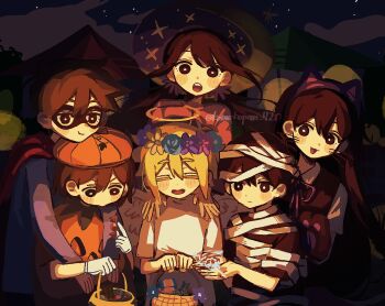 2girls 4boys :3 alternate_costume angel angel_wings animal_ear_hairband animal_ears antenna_hair artist_name aubrey_(faraway)_(omori) aubrey_(omori) basil_(faraway)_(omori) basil_(omori) basket black_eyes black_hair black_mask black_shirt black_sweater_vest blonde_hair blush bright_pupils brother_and_sister brothers brown_hair candy cat_ear_hairband cat_ears closed_eyes closed_mouth collared_shirt domino_mask double-parted_bangs eye_mask fake_animal_ears fake_halo fake_wings flower flower_wreath food gloves hair_between_eyes hairband halloween_costume halo hat head_wreath hero_(faraway)_(omori) hero_(omori) highres holding holding_basket holding_candy holding_food kel_(faraway)_(omori) kel_(omori) komekopan_720 long_hair long_sleeves looking_at_viewer low_twintails mari_(faraway)_(omori) mari_(omori) mask multiple_boys multiple_girls mummy_costume night omori open_mouth outdoors shirt short_hair short_sleeves siblings sidelocks smile sunny_(omori) sweater_vest t-shirt teeth twintails twitter_username upper_teeth_only white_gloves white_pupils white_shirt wings witch_hat