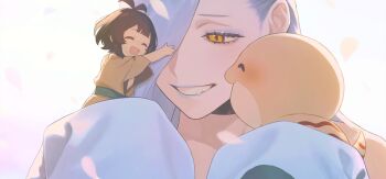 1boy 1girl antenna_hair blue_lips brown_hair choker closed_eyes fang fate/grand_order fate_(series) game_cg grey_hair hair_over_one_eye japanese_clothes long_hair makeup medium_hair mini_person miniboy mrs._snake_(fate) nakuta official_art open_mouth smile third-party_source tsuchinoko warashi_(fate) yellow_eyes