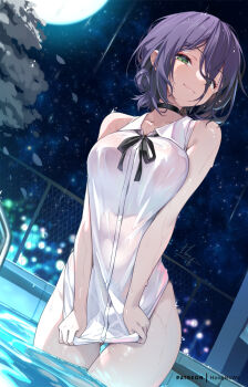 1girl chainsaw_man hair_between_eyes highres hong_(white_spider) long_hair_between_eyes looking_at_viewer night partially_submerged pool reze_(chainsaw_man) shirt sky sleeveless sleeveless_shirt smile solo thighs wet wet_clothes wet_hair wet_shirt white_background white_shirt