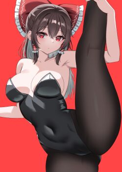 1girl armpits black_leotard breasts brown_hair cleavage hakurei_reimu highres leotard playboy_bunny split standing standing_on_one_leg standing_split touhou