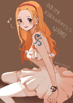 1girl arm_tattoo blush brown_background commentary dated dress earrings hairband heart highres jewelry log_pose making-of_available nami_(one_piece) one_piece pearl_earrings profile red_hairband ria_(917_ria) sidelocks single_bare_shoulder sitting smile solo tattoo thighhighs twitter_username white_dress white_thighhighs