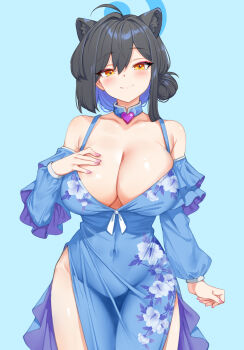 1girl absurdres animal_ears ankomochi142 black_hair blue_archive blue_background blue_choker blue_dress blue_hair blue_halo blush breasts choker cleavage closed_mouth collarbone commentary_request covered_navel dress halo highres kaguya_(blue_archive) large_breasts multicolored_hair simple_background smile solo two-tone_hair yellow_eyes