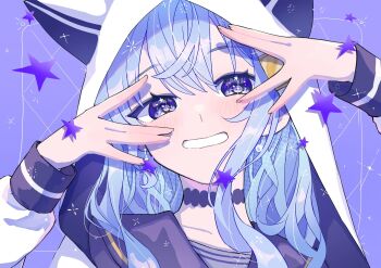 1girl \||/ animal_ear_hood animal_ears black_choker blue_background blue_eyes blue_hair blush choker fake_animal_ears hair_between_eyes hands_up highres hololive hood hood_up hooded_jacket hoshimachi_suisei jacket long_hair long_sleeves parted_lips salute smile solo suzka225 virtual_youtuber vulcan_salute wavy_hair white_jacket