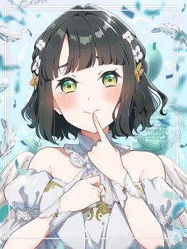1girl absurdres angel_wings balloon birthday black_hair blue_background blunt_bangs blush commentary confetti feathers green_eyes hair_intakes highres kyaku_tasu link!_like!_love_live! looking_at_viewer love_live! momose_ginko short_hair sidelocks signature solo upper_body watermark white_feathers white_wings wings