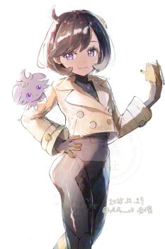 1girl anzu_(v0_0v_o0) black_bodysuit black_gloves black_hair bodysuit bodysuit_under_clothes brown_jacket closed_mouth commentary_request dark-skinned_female dark_skin emma_(pokemon) espurr gen_6_pokemon gloves grey_fur highres holding jacket latex latex_bodysuit looking_at_viewer mega_stone multicolored_gloves nintendo orange_gloves pokemon pokemon_(creature) pokemon_legends:_z-a purple_eyes short_hair simple_background smile two-tone_gloves white_background