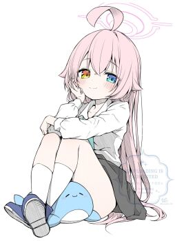 1girl ahoge anzu_ame black_skirt blue_archive blue_eyes blue_necktie blue_shoes blush closed_mouth collared_shirt commentary_request crossed_ankles crossed_bangs dress_shirt full_body hair_between_eyes halo hand_on_own_cheek hand_on_own_face hand_up heterochromia highres hoshino_(blue_archive) kneehighs knees_up long_hair long_sleeves looking_at_viewer miniskirt necktie pink_hair pink_halo pleated_skirt school_uniform shirt shoe_soles shoes simple_background sitting skirt smile sneakers socks solo split_mouth straight_hair thighs very_long_hair white_background white_shirt white_socks yellow_eyes
