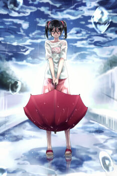 1girl black_hair bleach commentary_request full_body hair_between_eyes holding holding_umbrella nanao_itsuki pink_shorts rain sandals shirt shorts solo t-shirt tsumugiya_ururu twintails umbrella wet wet_clothes wet_lens wet_shirt