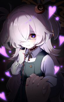 blue_archive brown_halo brown_ribbon commentary_request diagonal-striped_ribbon dress eyeball_hair_ornament glowing grey_hair hair_over_one_eye halo heart heart-shaped_pupils heart_in_eye highres holding_hands kanoe_(blue_archive) kareusagi long_hair looking_at_viewer multicolored_eyes pinafore_dress ribbon scar scar_on_neck sleeveless sleeveless_dress string string_of_fate symbol-shaped_pupils symbol_in_eye tilted_halo two-tone_eyes two_side_up upper_body very_long_hair yandere