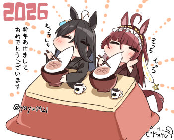 2026 2girls absurdres ahoge alternate_costume animal_ears black_hair chopsticks commentary_request food hair_between_eyes hair_ornament hairband highres holding horse_ears horse_girl japanese_clothes juubako kimono long_hair long_hair_between_eyes manhattan_cafe_(umamusume) multicolored_hair multiple_girls new_year osechi red_desire_(umamusume) red_hair translation_request twitter_username umamusume white_hair ya.yu.