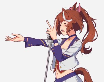 1girl absurdres animal_ears bow breasts brown_hair choker closed_eyes collarbone commentary_request corset ear_bow hair_between_eyes highres holding holding_microphone holding_microphone_stand horse_ears horse_girl jacket long_hair microphone microphone_stand midriff multicolored_hair music navel official_alternate_costume open_mouth outstretched_arms overskirt ponytail purple_choker red_corset simple_background singing skirt snow_hawkeye solo starting_future_(umamusume) streaked_hair teeth tokai_teio_(umamusume) two-tone_hair umamusume upper_body upper_teeth_only white_background white_hair white_jacket white_skirt