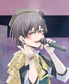 1girl 5th_live_tour_~4pair_power_spread!!!!~ beret black_hair black_jacket black_necktie coco_apollon collared_shirt commentary grey_hat hat highres holding holding_microphone jacket jellyfish_cut katsuragi_izumi layered_necktie light_particles link!_like!_love_live! long_hair looking_at_viewer love_live! microphone necktie open_clothes open_jacket red_eyes shirt slit_pupils solo sweat theater_ikizama three-quarter_sleeves virtual_youtuber white_shirt yellow_necktie