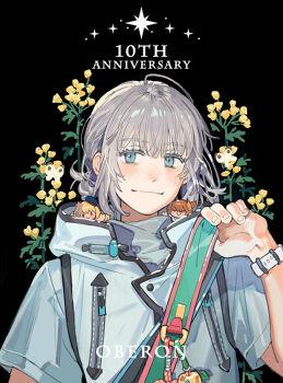 1boy anniversary artoria_caster_(fate) artoria_pendragon_(fate) bag black_background blue_eyes character_doll character_name charm_(object) closed_mouth doll english_text fate/grand_order fate_(series) flower fujimaru_ritsuka_(female) grey_hair grey_shirt hair_bun hand_up holding holding_bag hood hooded_jacket jacket light_blush looking_at_viewer male_focus oberon_(fate) oberon_(over_the_same_sky)_(fate) shirt short_hair short_sleeves shoulder_bag simple_background smile solo star_(symbol) starshadowmagician upper_body watch white_jacket wristwatch yellow_flower