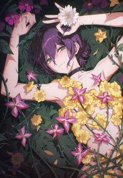 1girl armpits arms_up black_choker blush chainsaw_man choker commentary completely_nude english_commentary flower flower_censor gerbera grass green_eyes grenade_pin hair_between_eyes highres holding holding_flower light_smile looking_at_viewer lying nude on_back on_ground outdoors pink_flower purple_hair reze_(chainsaw_man) solo tokkyu upper_body white_flower yellow_flower