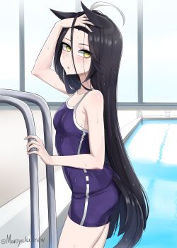 1girl absurdres ahoge animal_ears ass bangs_pinned_back black_hair blue_one-piece_swimsuit blush climbing_ladder hair_between_eyes hand_on_own_head highres horse_ears horse_girl horse_tail ibuki_grunt long_hair long_hair_between_eyes loose_hair_strand manhattan_cafe_(umamusume) multicolored_hair one-piece_swimsuit parted_lips pool pool_ladder poolside solo speech_bubble swimsuit tail twitter_username umamusume very_long_hair wet white_hair yellow_eyes