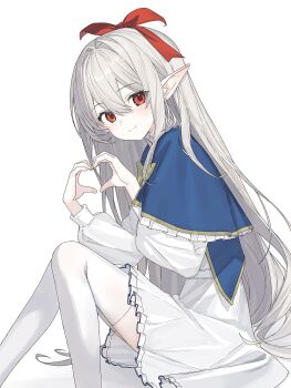 1girl absurdres blue_capelet capelet closed_mouth commentary double-parted_bangs dress feet_out_of_frame hair_between_eyes hair_ribbon heart heart_hands highres karyln light_blush long_hair long_sleeves looking_at_viewer original pointy_ears red_eyes red_ribbon ribbon short_dress simple_background smile solo symbol-only_commentary thighhighs very_long_hair white_background white_dress white_hair white_thighhighs