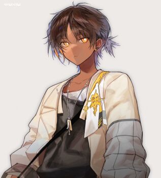 1boy arknights black_shirt brown_hair closed_mouth commentary dark-skinned_male dark_skin grey_background hair_between_eyes highres jacket jewelry male_focus multicolored_hair necklace open_clothes open_jacket orange_eyes orange_hair ponytail shirt short_ponytail simple_background solo thorns_(arknights) upper_body white_shirt xiu_xxx_wu