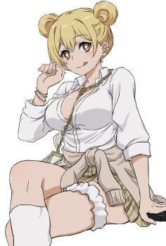 1girl :q bag blonde_hair bracelet breasts brown_eyes cardigan cardigan_around_waist chain chain_between_breasts clothes_around_waist crossed_legs don_quijote_(store) double_bun gyaru hair_bun hand_up handbag highres invisible_chair jewelry kippei large_breasts long_hair long_sleeves looking_at_viewer miniskirt official_alternate_costume official_alternate_hairstyle plaid_clothes plaid_skirt scrunchie shirt shokuhou_misaki short_hair sitting skirt solo sparkling_eyes thigh_scrunchie toaru_kagaku_no_railgun toaru_majutsu_no_index tongue tongue_out white_background white_scrunchie white_shirt yellow_skirt