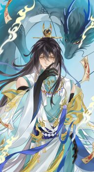1boy absurdres aegyo_sal aqua_hanfu aqua_robe bare_shoulders black_gloves black_hair blue_background blue_ribbon blue_sash chinese_clothes chinese_commentary closed_mouth cowboy_shot detached_sleeves dongfang_xianyun dragon eastern_dragon elbow_gloves gem gloves gold_necklace gongzi_xiyu hair_between_eyes hand_on_own_chin hand_on_own_hip hanfu highres hua_yi_shanxin_zhiyue jewelry lips long_hair long_sleeves looking_at_viewer male_focus multicolored_robe necklace pearl_(gemstone) ribbon robe sash see-through_clothes sleeveless_robe smile smoke solo standing talisman topknot waist_sash white_hanfu white_robe wide_sleeves wo_jia_da_shixiong_naozi_you_keng xiao_guan_(headdress) yellow_eyes