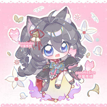 1girl :3 black_hair black_kimono black_sandals blue_eyes blue_sash blush chibi chibi_only commission double-parted_bangs full_body hair_between_eyes highres japanese_clothes kimono long_hair long_sleeves mihuashi_commission obi okobo open_mouth original pink_background platform_sandals sandals sash sleeves_past_fingers sleeves_past_wrists socks solo standing tabi white_socks yikemaohetao