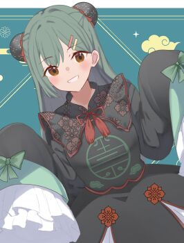 Rule 34 | 1girl, alternate costume, aqua background, black shirt, bun cover, commentary request, cowboy shot, double bun, dutch angle, green hair, grin, hair bun, hair ornament, hairclip, hasu no sora pop up shop china collection, link! like! love live!, long hair, long sleeves, looking at viewer, love live!, neck tassel, ogami sachi, parallel hairclips, shirt, sleeves past fingers, sleeves past wrists, smile, solo, soyo1558686, tassel