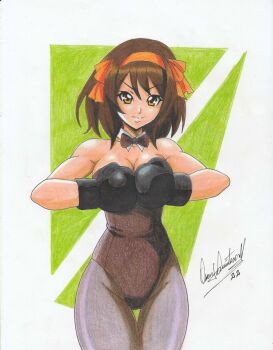Rule 34 | 1girl, bare arms, bare shoulders, black gloves, bow, bowtie, boxing gloves, breasts, brown bow, brown bowtie, brown hair, brown leotard, cleavage, closed mouth, detached collar, fighting stance, fist bump, gloves, green background, grey pantyhose, hair between eyes, hairband, hands up, highres, legs together, leotard, looking at viewer, medium breasts, naughty face, neck, non-web source, official alternate costume, orange hairband, pantyhose, ravernclouk design, short hair, smile, solo, standing, strapless, strapless leotard, suzumiya haruhi, suzumiya haruhi no yuuutsu, yellow eyes