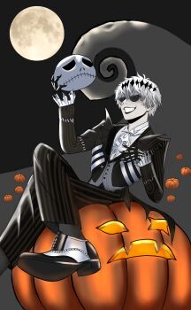 black_crown crown diamond_hairband formal_clothes gloves halloween highres jack_skellington jacket long_sleeves looking_at_viewer male_focus pinstripe_pattern round_eyewear short_hair skully_j._graves smile suit sunglasses the_nightmare_before_christmas twisted_wonderland user_zkwc8777 white_hair