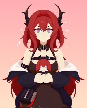 1girl arknights bare_shoulders black_dress black_horns black_jacket breasts character_doll chest_strap closed_mouth collar collarbone commentary cowboy_shot demon_girl demon_horns doll dress english_commentary gradient_background gribberoni hair_between_eyes hair_intakes highres holding holding_doll horns jacket long_hair looking_at_viewer purple_eyes red_background red_hair solo surtr_(arknights)