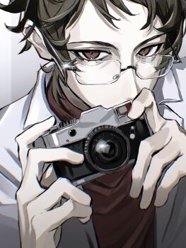 Rule 34 | 1boy, absurdres, bespectacled, brown eyes, brown hair, brown shirt, camera, chromatic aberration, commentary, film grain, glasses, glint, grey background, harada minoru, highres, holding, holding camera, jacket, lapels, male focus, notched lapels, saibou shinkyoku, shirt, short hair, solo, symbol-only commentary, upper body, voltmeter f, white jacket