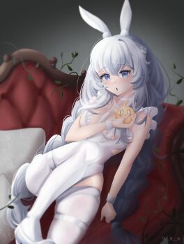 1girl absurdres animal_ears azur_lane high_heels highres le_malin_(azur_lane) le_malin_(listless_lapin)_(azur_lane) leotard manjuu_(azur_lane) pantyhose playboy_bunny rabbit_ears seelezartsaya white_hair white_leotard white_pantyhose