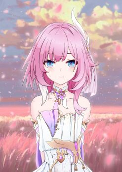 1girl absurdres bare_shoulders blue_eyes breasts chinese_commentary closed_mouth cloud commentary_request company_connection cosplay cyrene_(aedes_elysiae)_(honkai:_star_rail) cyrene_(honkai:_star_rail) elysia_(herrscher_of_human:_ego)_(honkai_impact) elysia_(honkai_impact) elysia_(honkai_impact)_(cosplay) hair_ornament highres honkai:_star_rail honkai_(series) honkai_impact_3rd inoue_marina looking_at_viewer outdoors pink_hair sky small_breasts solo triquetra voice_actor_connection wheat wheat_field white_hair yanning zheigerenhenlanmeiyoutianxienicheng