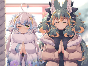2girls ahoge animal_ear_fluff animal_ears blue_hair blush breasts brown_coat closed_mouth coat commentary_request fur-trimmed_coat fur_trim green_eyes japanese_clothes kimono kuromiya kuromiya_raika_(kuromiya) large_breasts long_hair looking_at_another multicolored_hair multiple_girls one_eye_closed orange_hair original own_hands_together praying shiromiya_asuka_(kuromiya) two-tone_hair white_hair white_kimono
