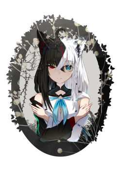 1girl absurdres animal_ear_fluff animal_ears bare_shoulders black_hair blue_eyes braid breasts commentary eyelashes fox_ears fox_girl fusion grey_background heterochromia highres hololive keppii kurokami_fubuki multicolored_hair red_eyes shirakami_fubuki side_braid simple_background smile solo split_theme two-tone_hair upper_body virtual_youtuber white_hair