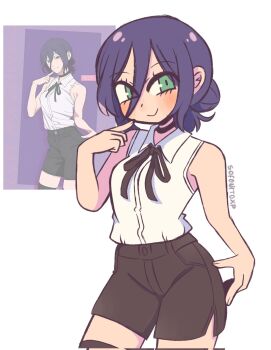 1girl :&gt; black_choker black_shorts black_thighhighs blush breasts chainsaw_man choker closed_mouth collared_shirt corrupted_twitter_file green_eyes hair_between_eyes highres looking_at_viewer reference_inset reze_(chainsaw_man) shirt short_hair shorts side_slit side_slit_shorts sleeveless sleeveless_shirt small_breasts smile sofo_soup solo thighhighs white_shirt