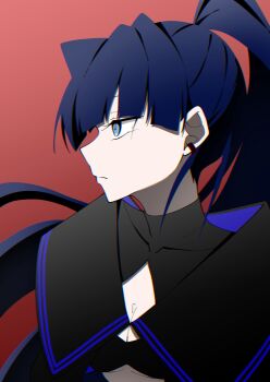 1girl ado_(utaite) animal_ears black_shirt blue_eyes blue_hair breasts cleavage commentary gradient_background highres long_hair naima_(ado) nori_(norinori_yrl) ponytail red_background shirt solo underboob upper_body usseewa