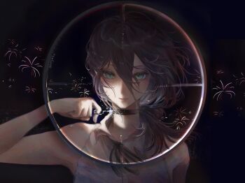 1girl absurdres black_choker black_hair black_ribbon chainsaw_man choker collared_shirt crosshair green_eyes grenade_pin grey_shirt hair_between_eyes highres neck_ribbon reze_(chainsaw_man) ribbon shirt sleeveless sleeveless_shirt solo ven_juice