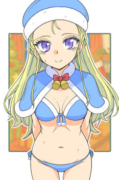1girl assam_(girls_und_panzer) bikini blonde_hair blue_eyes blue_santa_costume blush breasts capelet cleavage closed_mouth girls_und_panzer hat highres large_breasts long_hair looking_at_viewer navel renshiu santa_costume santa_hat side-tie_bikini_bottom smile solo swimsuit