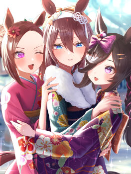 3girls absurdres alternate_costume black_hair blue_eyes brown_hair commentary_request floral_print floral_print_kimono forehead fur-trimmed_kimono fur_trim hair_between_eyes highres hug japanese_clothes kimono looking_at_viewer menchi_rishio mihono_bourbon_(umamusume) multiple_girls one_eye_closed pink_hair pink_kimono print_kimono purple_hair purple_kimono rice_shower_(umamusume) sakura_bakushin_o_(umamusume) umamusume